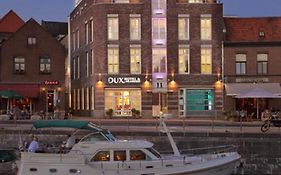 Hotel Dux
